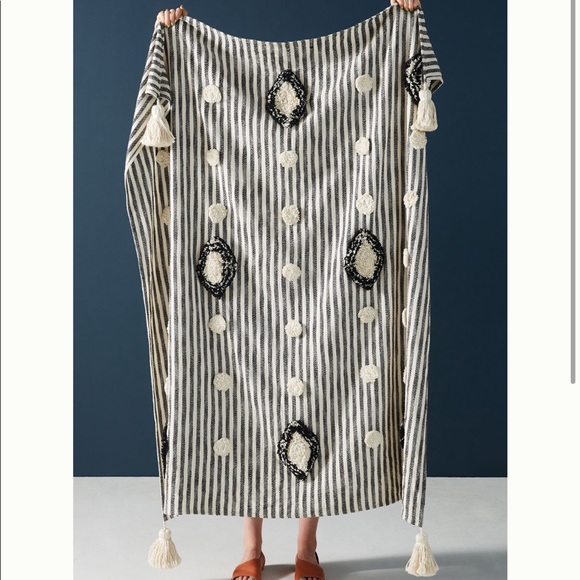 Anthropologie Other - Anthropologie Tufted Mila Throw Blanket